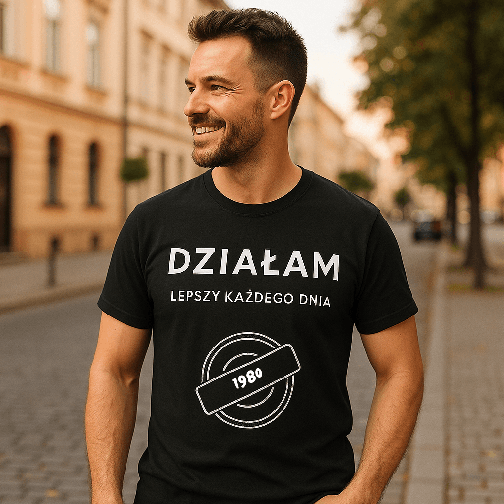 Koszulka 1980 – DZIAŁAM. Lepszy każdego dnia (Męska, Czarna)